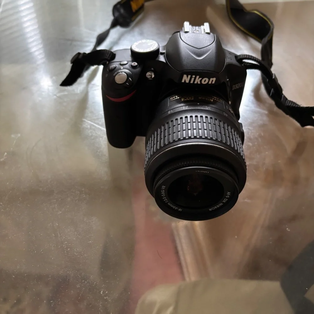 Nikon D3200 Digital Camera Bundle Very Low Shutter Count